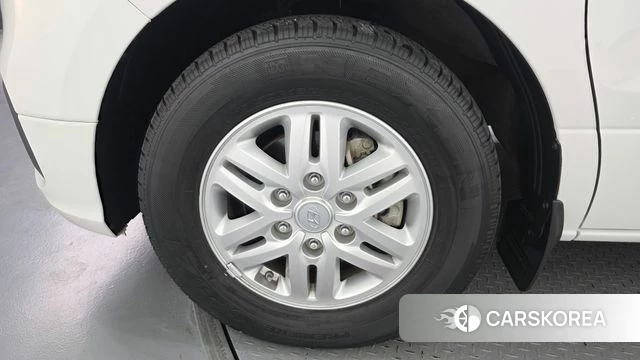 Hyundai The New Grand Starex id 4502373 из Кореи 15