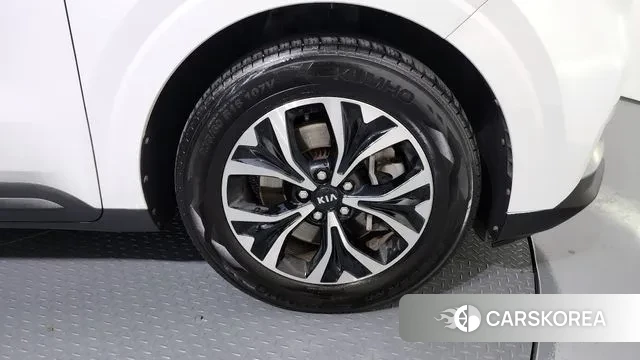 Kia Carnival 4th generation id 3578000 из Кореи 15