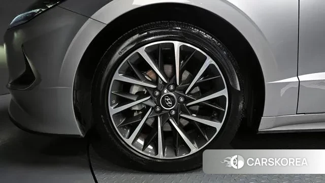 Hyundai Sonata (DN8) id 3117089 из Кореи 15