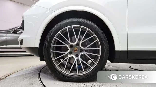 Porsche Cayenne (PO536) id 3060097 из Кореи 15