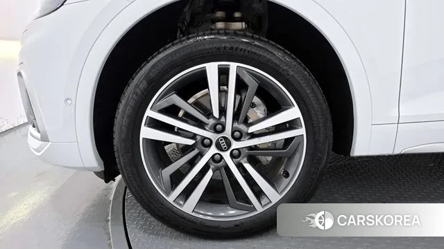 Audi Q5 (FY) id 3120638 из Кореи 15