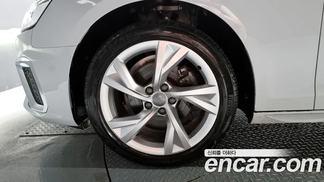 Audi A4 (B9) id 2911050 из Кореи 15