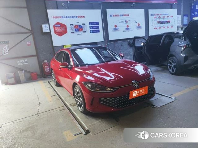 Volkswagen Lingdu 2022 Красный из Китая, фото 5