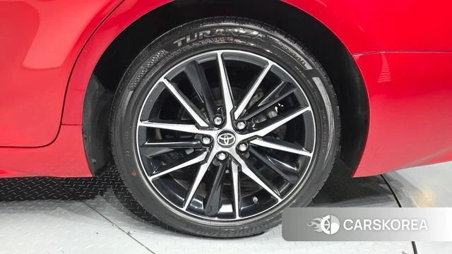 Toyota Camry (XV70) id 3812896 из Кореи 15