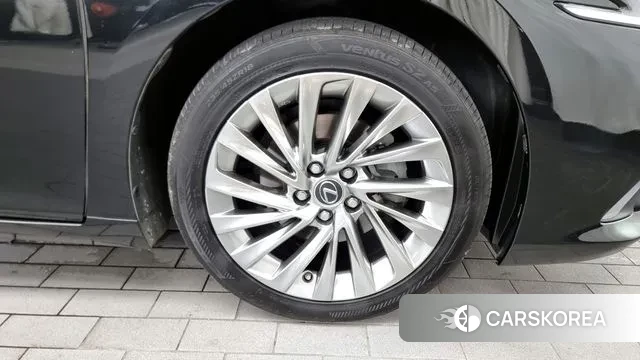 Lexus ES300h 7th generation id 3004006 из Кореи 15