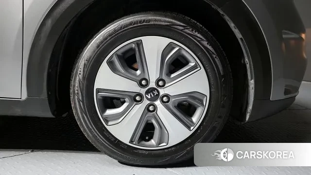 Kia Niro id 3244013 из Кореи 15