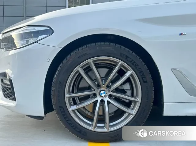 BMW 5 Series (G30) id 3619195 из Кореи 14