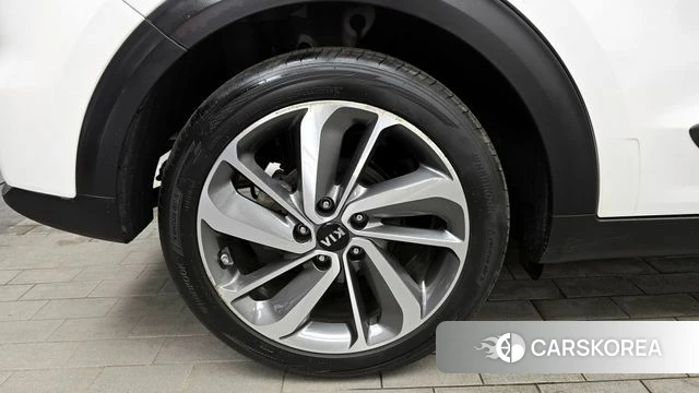 Kia Niro id 3917272 из Кореи 15