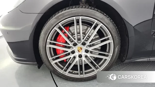Porsche Panamera (971) id 3562574 из Кореи 15