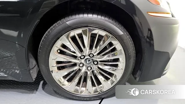 Lexus LS500h 5th generation id 3557053 из Кореи 15