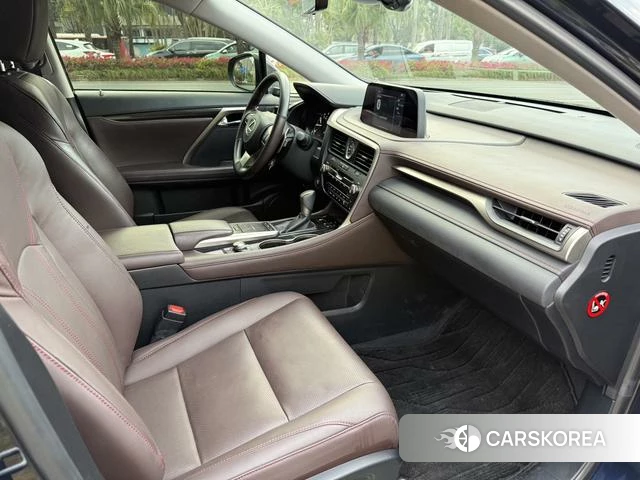 Lexus RX id 4277361 из Китая 9
