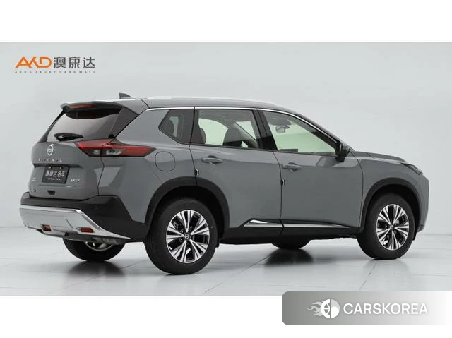Nissan Qijun 2021 Зеленый из Китая, фото 5