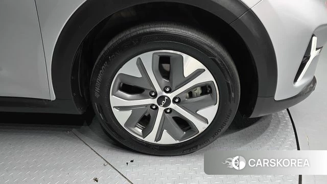 Kia Niro Plus id 3851472 из Кореи 15