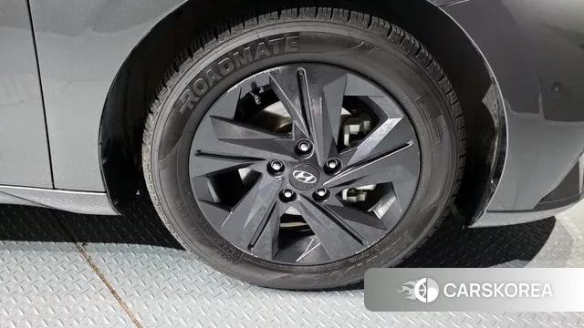 Hyundai Avante (CN7) id 3360934 из Кореи 15