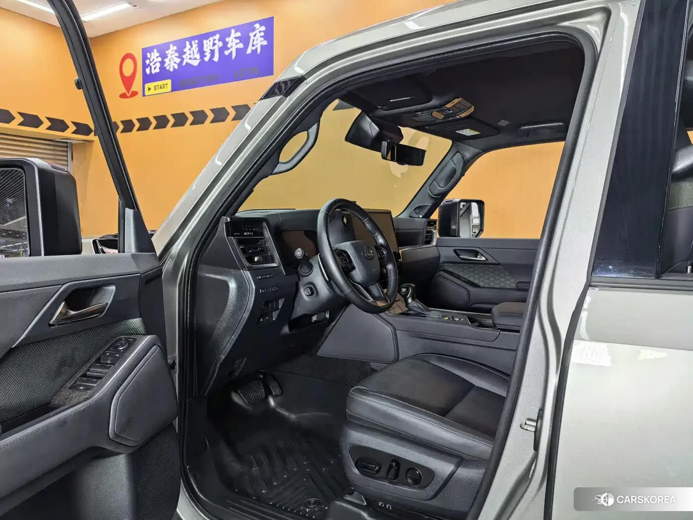 Lexus GX id 4589412 из Китая 21