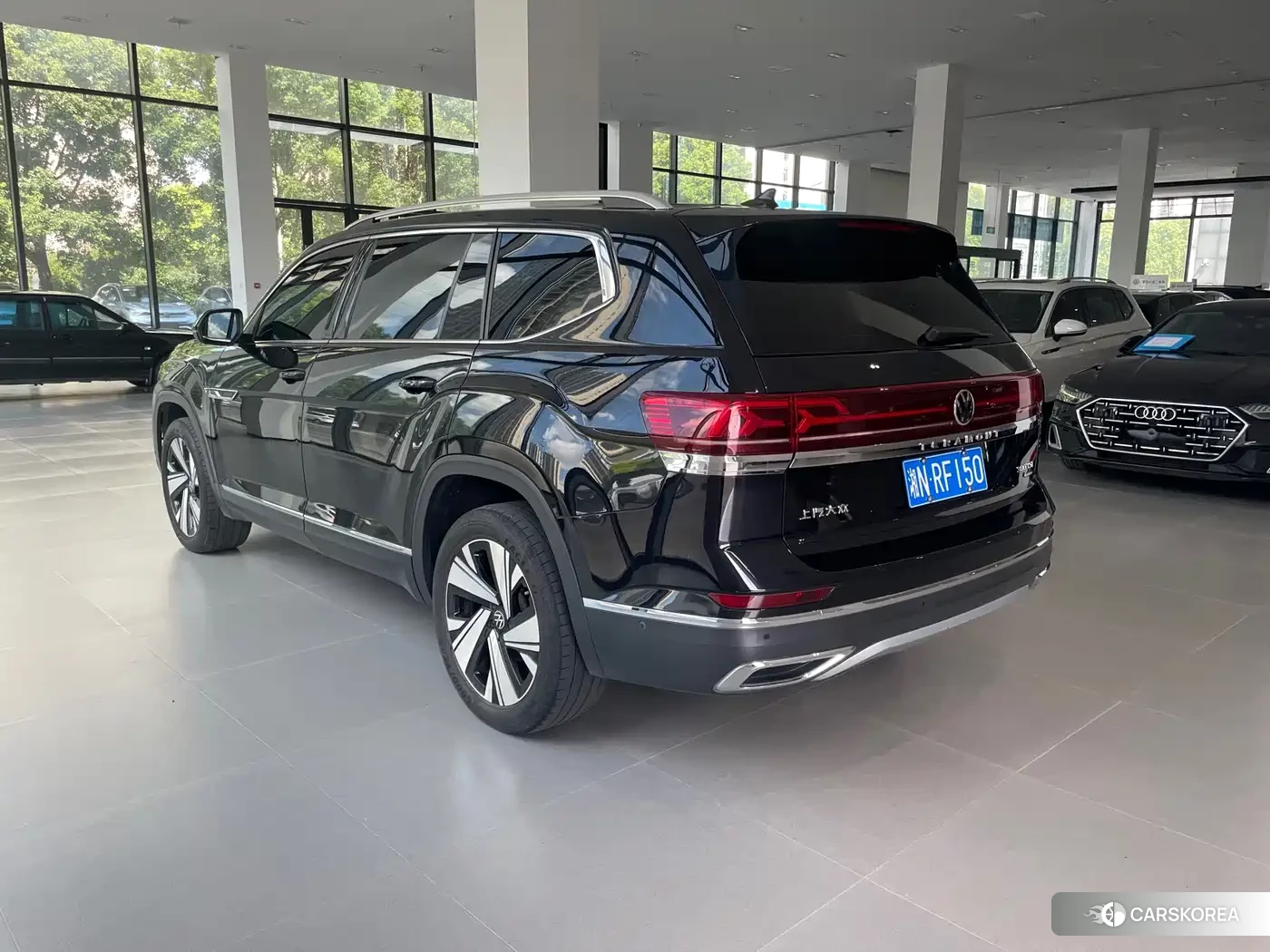 Volkswagen Teramont id 4553858 из Китая 7