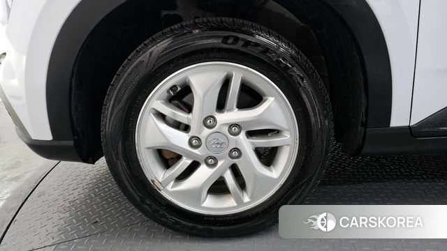 Hyundai Venue id 3898552 из Кореи 15