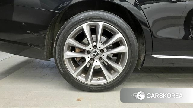Mercedes-Benz E-Class W213 id 4362945 из Кореи 25