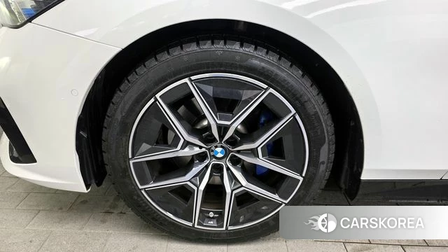 BMW 5 Series (G60) id 4280317 из Кореи 27