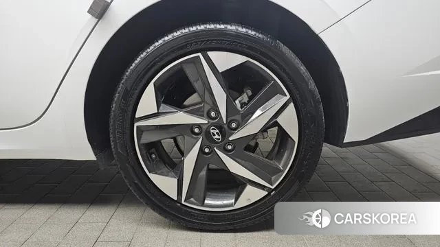 Hyundai Avante (CN7) id 3771653 из Кореи 15