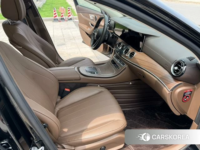 Mercedes-Benz E-class id 4307547 из Китая 9