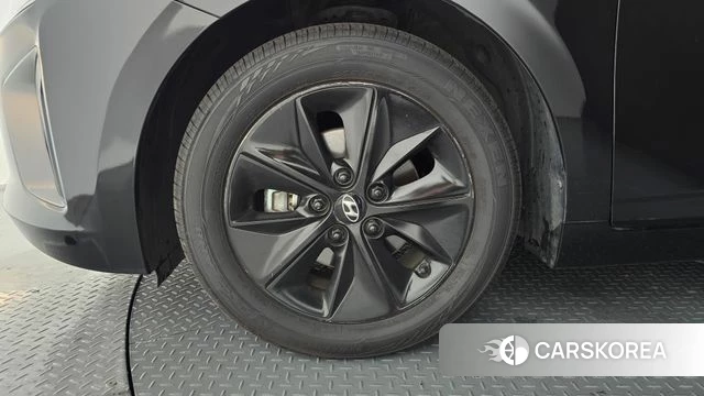 Hyundai Ionic Electric id 4411295 из Кореи 15