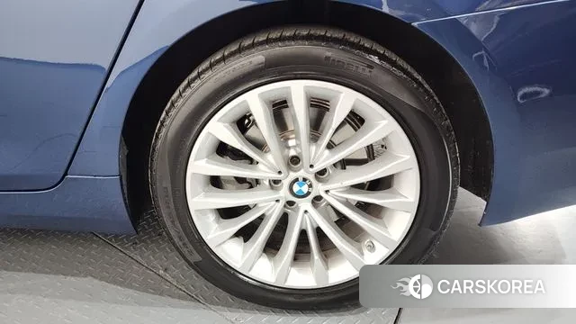 BMW 5 Series (G30) id 3551759 из Кореи 15