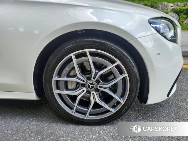 Mercedes-Benz E-Class W213 id 4642179 из Кореи 15