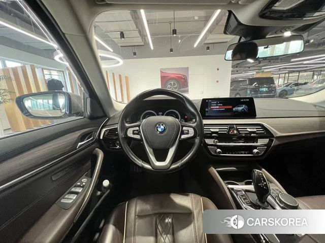 BMW 5 series PHEV id 4211848 из Китая 11