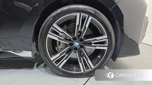 BMW i7 (G70) id 4715460 из Кореи 29