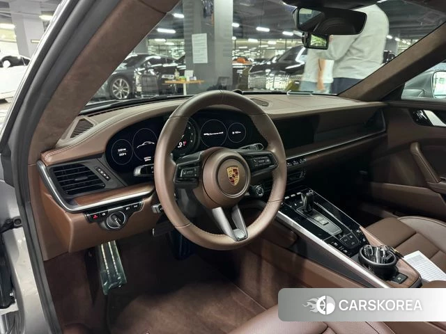 Porsche 911(992) id 4907011 из Кореи 15
