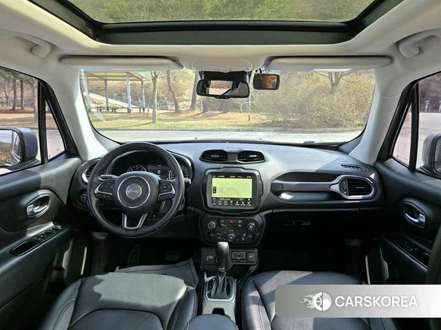 Jeep Renegade id 3899910 из Кореи 15