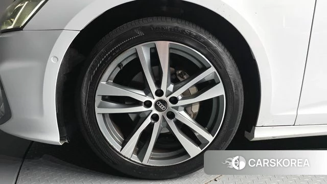Audi A6 (C8) id 4608701 из Кореи 15