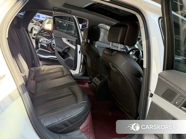 Audi A4L id 4393288 из Китая 15