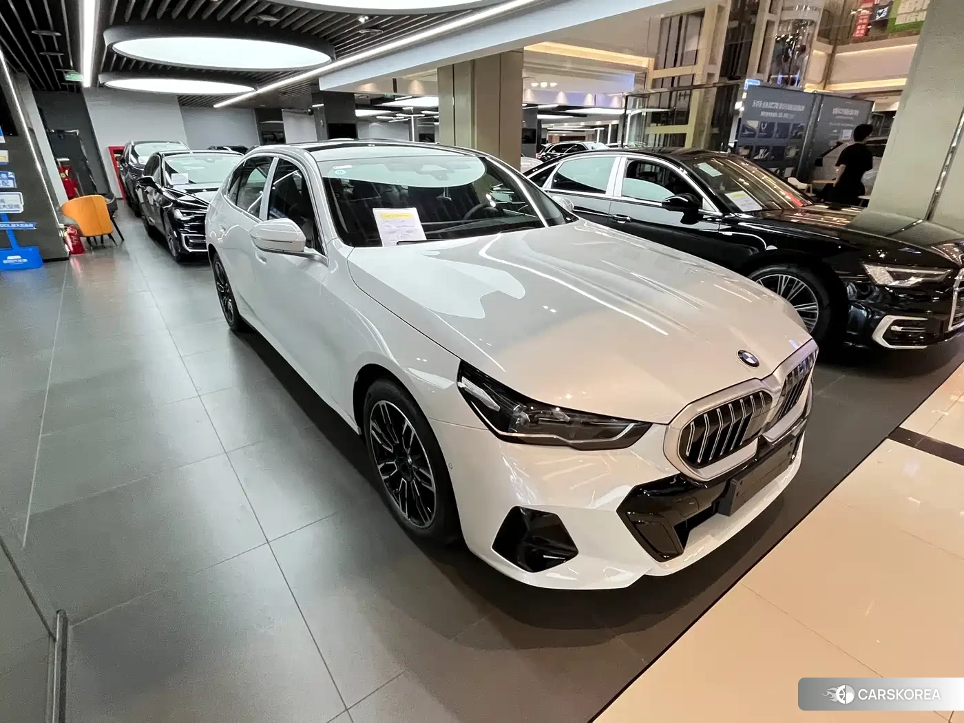 BMW 5 series 2026 Белый из Китая, фото 5