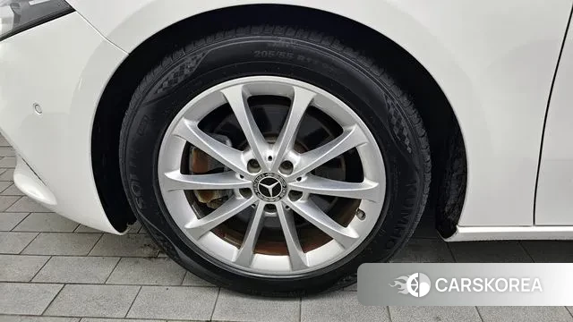 Mercedes-Benz A-Class W177 id 3243184 из Кореи 15