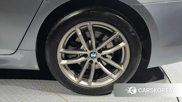 BMW 5 Series (G30) id 3880170 из Кореи 15