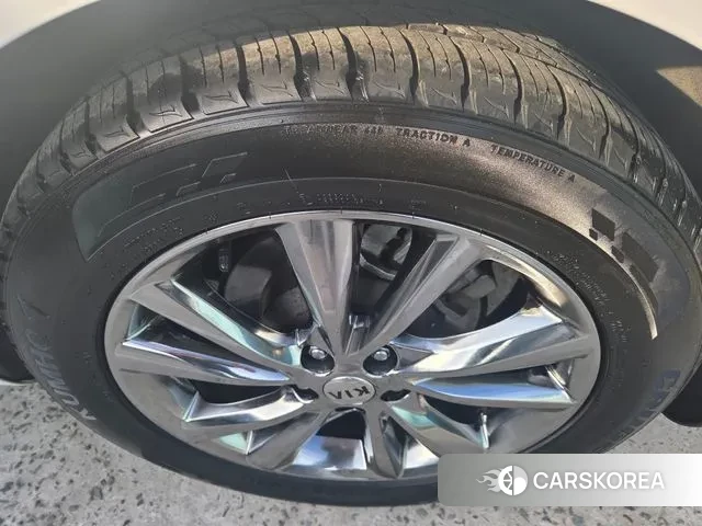 Kia The New Carnival id 3641251 из Кореи 15