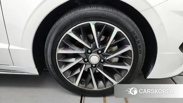 Hyundai Sonata (DN8) id 3253771 из Кореи 15