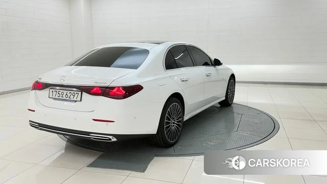 Mercedes-Benz E-Class W214 id 4468401 из Кореи 15