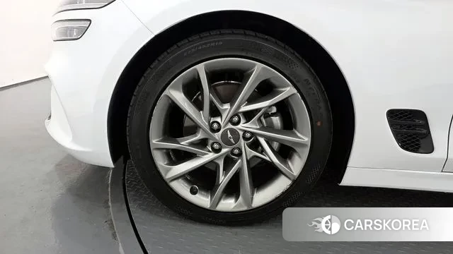 Genesis The New G70 id 3561028 из Кореи 15