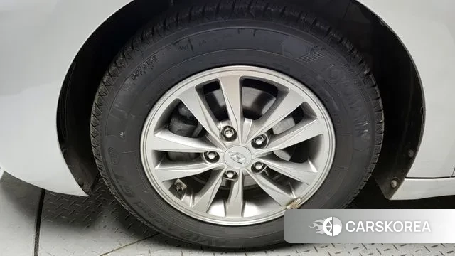 Hyundai The New Avante AD id 3728500 из Кореи 15