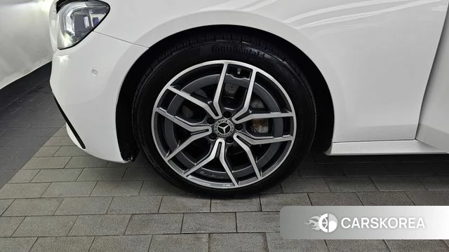 Mercedes-Benz E-Class W213 id 4495935 из Кореи 28
