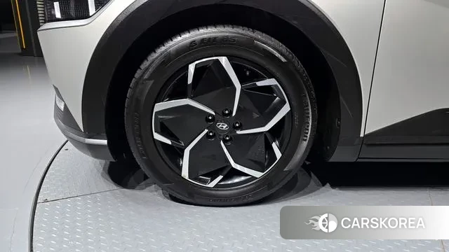 Hyundai Ionic 5 id 2940333 из Кореи 15