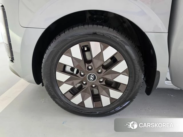 Hyundai Staria id 4871472 из Кореи 15
