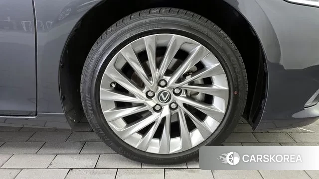 Lexus ES300h 7th generation id 2989452 из Кореи 15