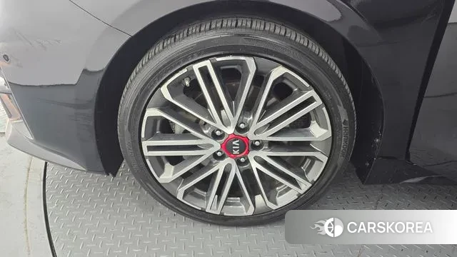 Kia Come New K3 id 3753990 из Кореи 15