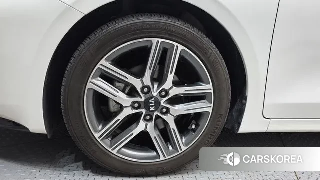 Kia Come New K3 id 3622247 из Кореи 15