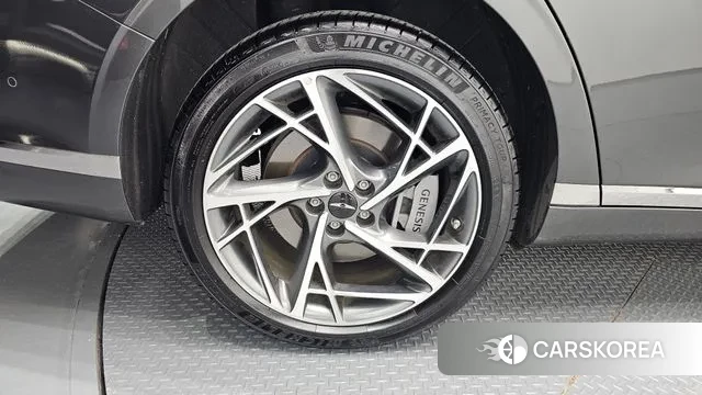 Genesis G90 (RS4) id 3421066 из Кореи 15