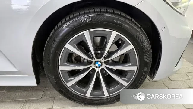 BMW 3 Series (G20) id 3778883 из Кореи 15